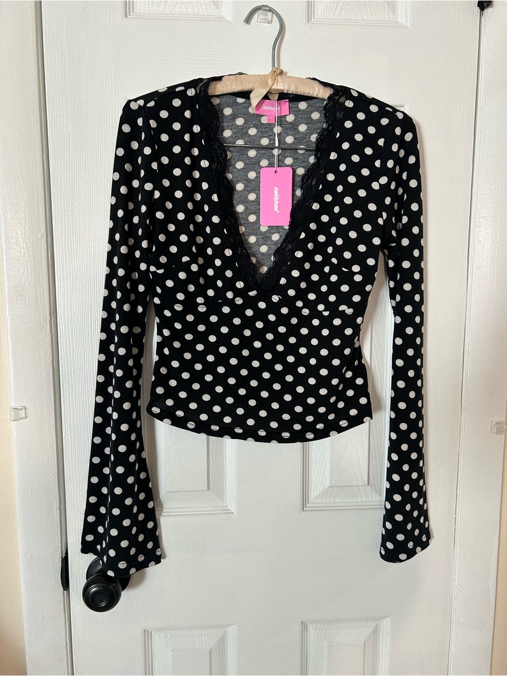 Edikted Black and White Polka Dot Lace-Trim Size M V-Neck Long Sleeve Top - Picture 2 of 15